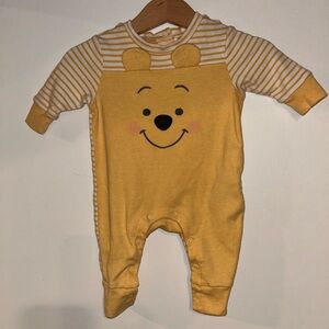Winnie the Pooh Bundle - 0-3 Months